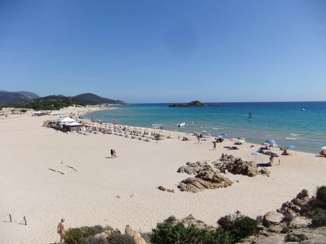 Spiaggia Su Giudeu-Domus de Maria必去景点