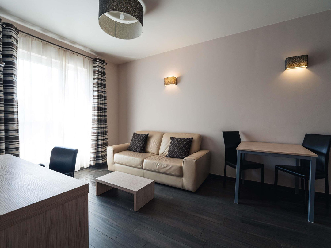 夫拉路斯酒店住宿-Ibis Styles Charleroi Airport AERO44