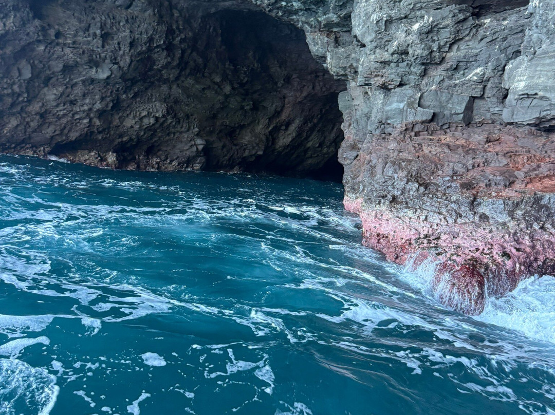 Makana Charters and Tours-卡慕也拉必去景点