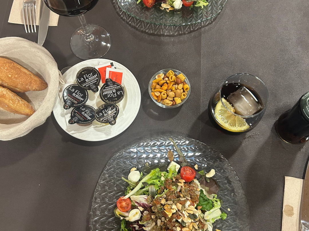 卡萨尔酒店主图