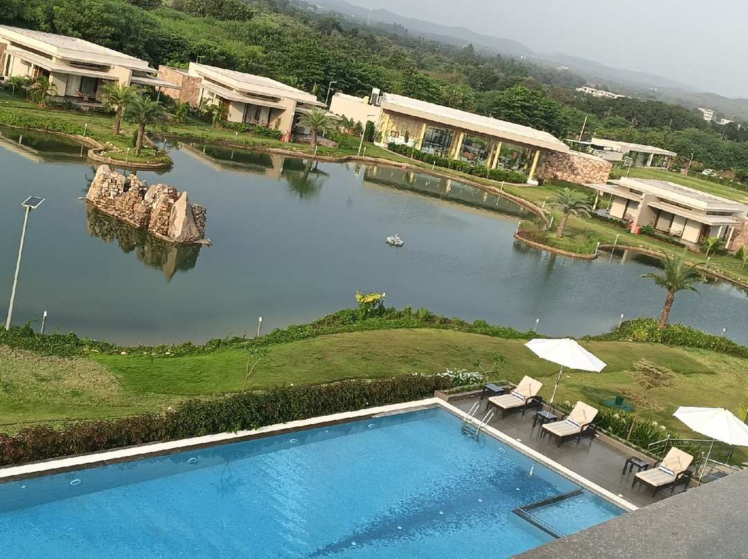 Araiya Gir,a Mavintara Resort