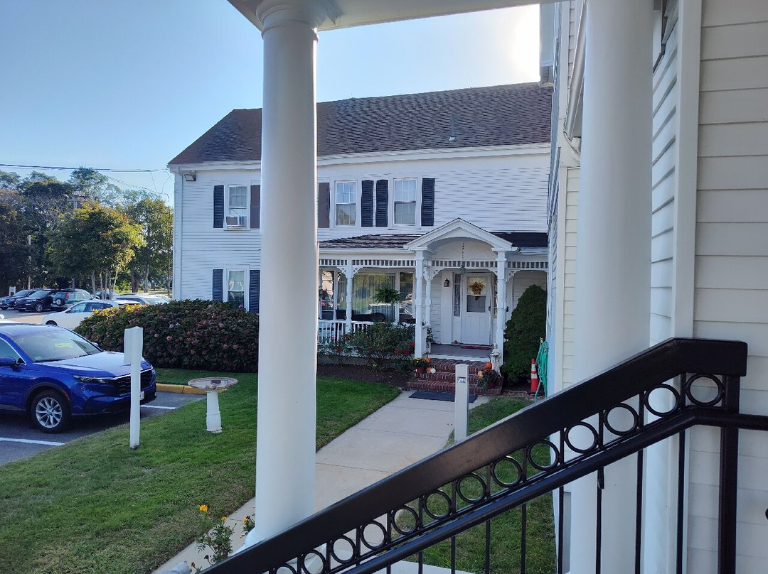 St. Francis Xavier Parish-海恩尼斯必去景点