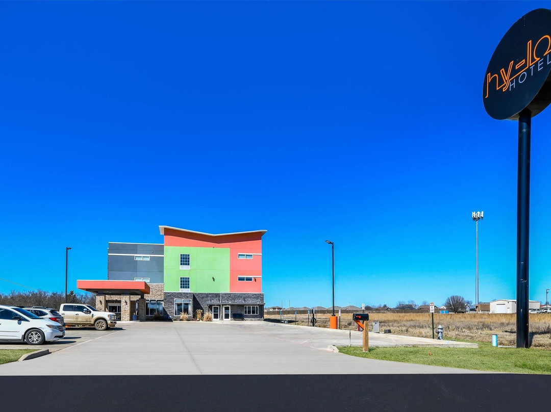 Hy-Lo Hotel
