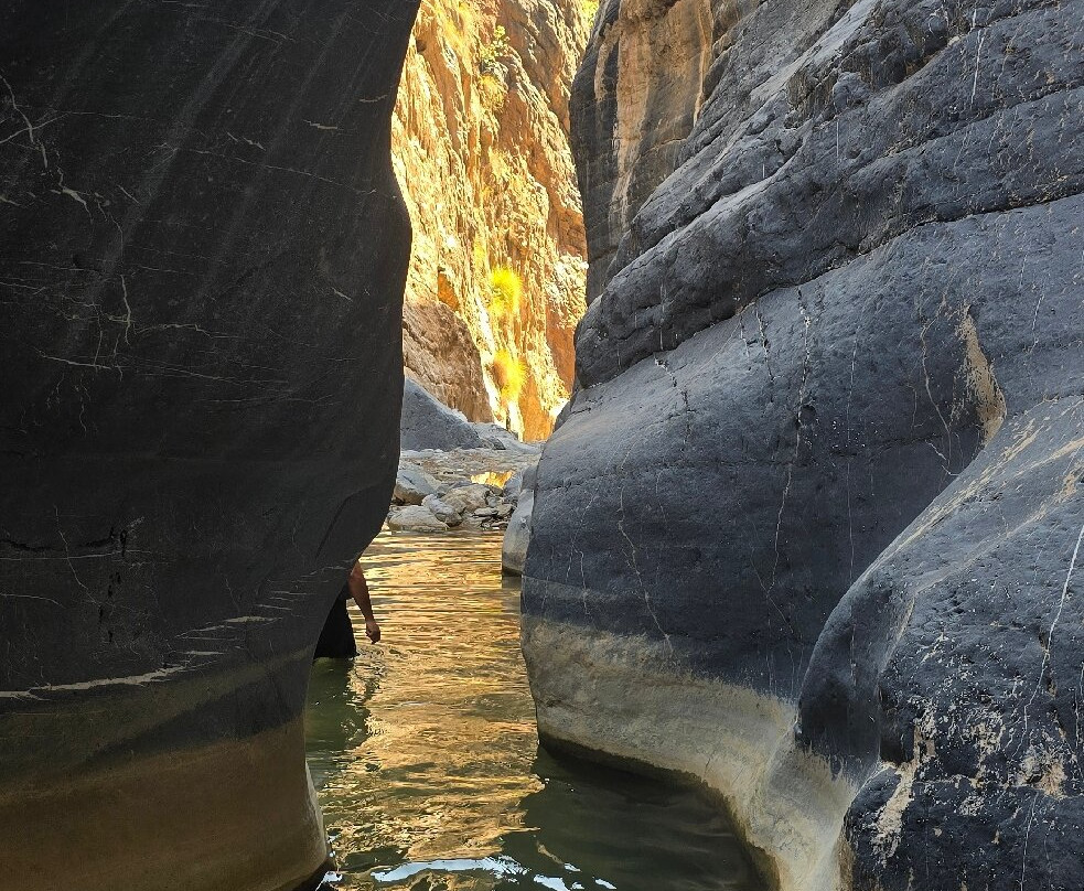 Snake Canyon Adventures-Ar Rustaq必去景点