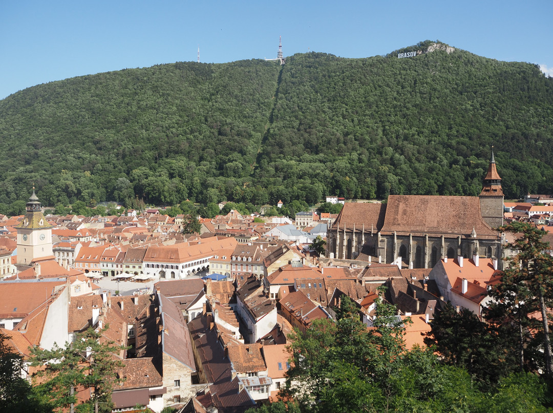 Turnul Alb-布拉索夫必去景点