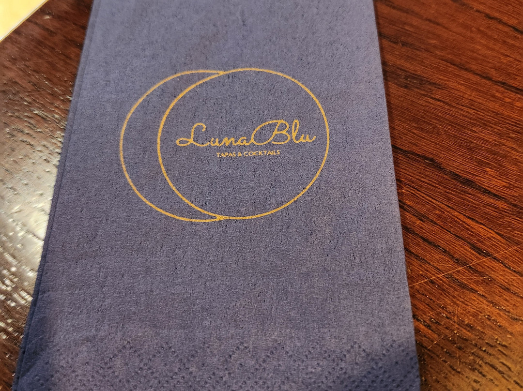 Luna Blu Cocktails & Tapas-Yarm必去景点