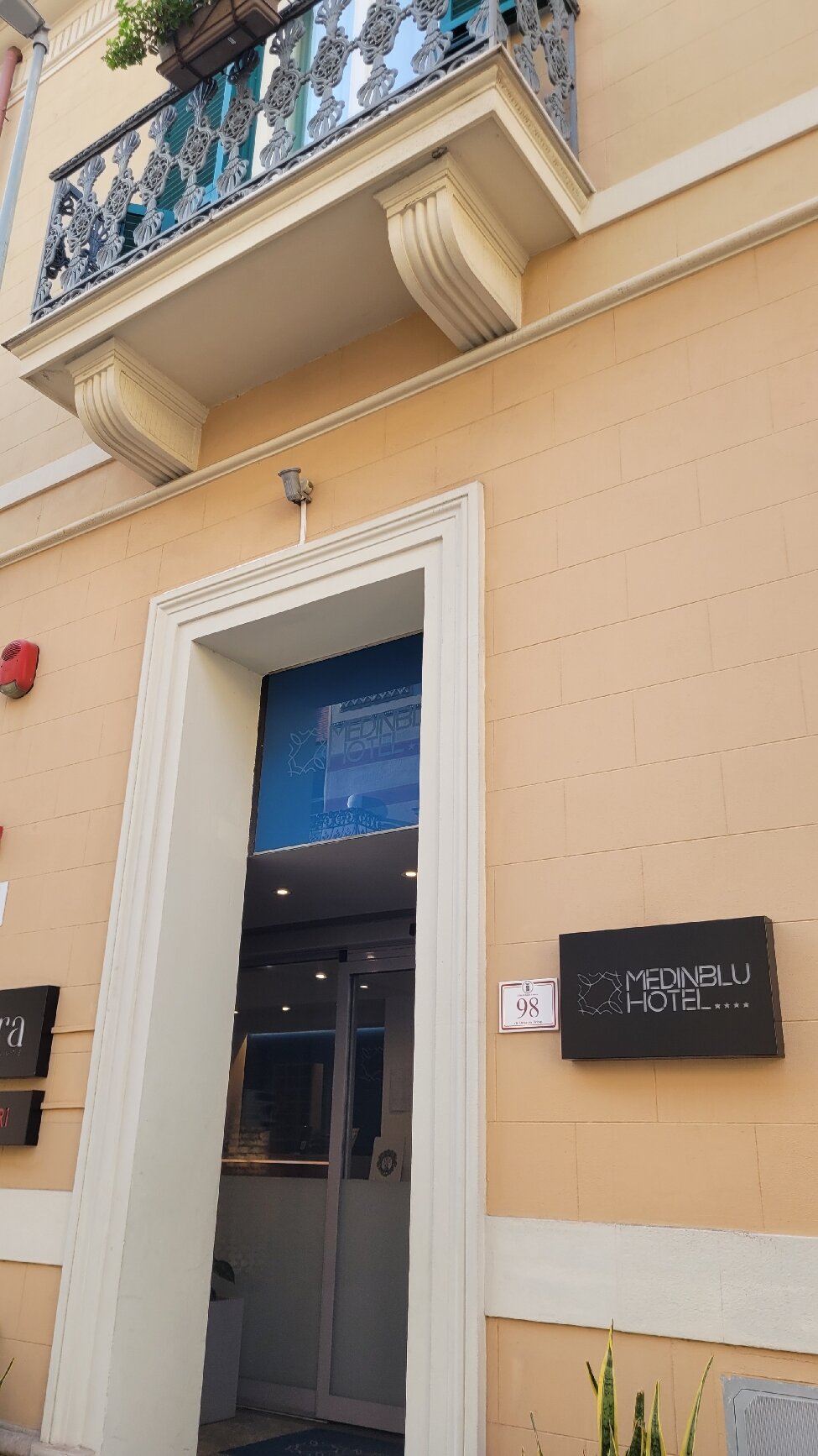 Hotel Medinblu-官方