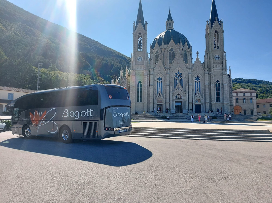 Autoservizi Biagiotti