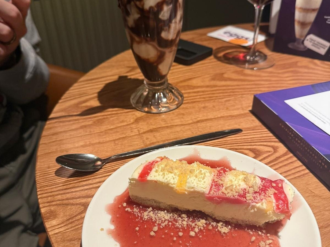 普瑞米尔利兹/布拉德福德机场酒店主图