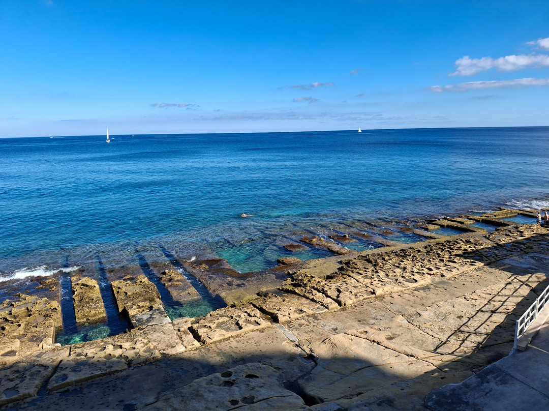 Victorian-era Baths-斯利马必去景点