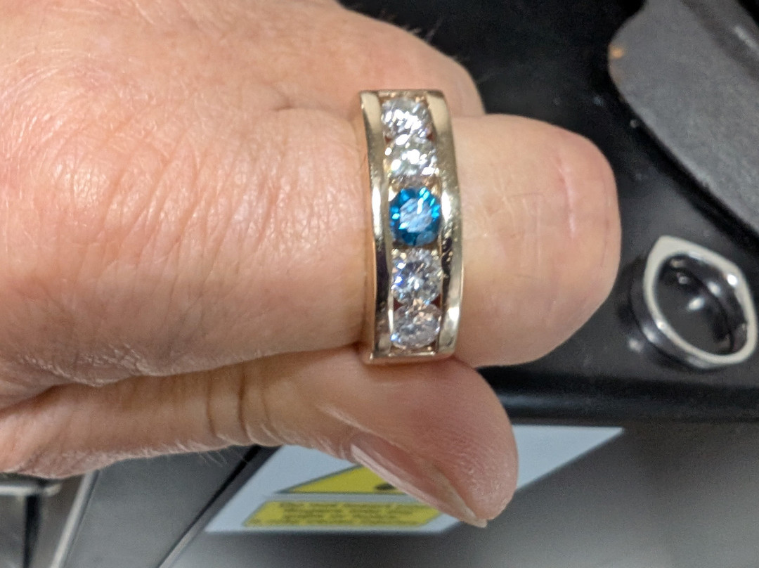 Majesty Jewelers-菲利普斯堡必去景点