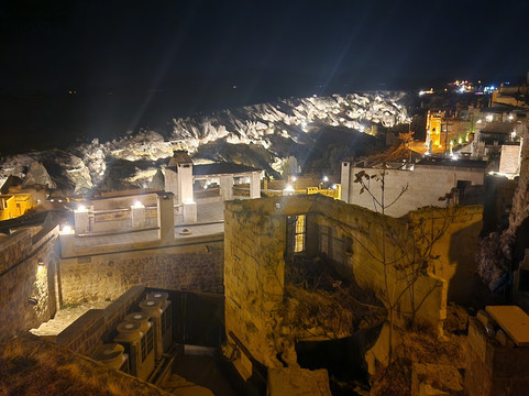 基斯塔洞穴酒店主图