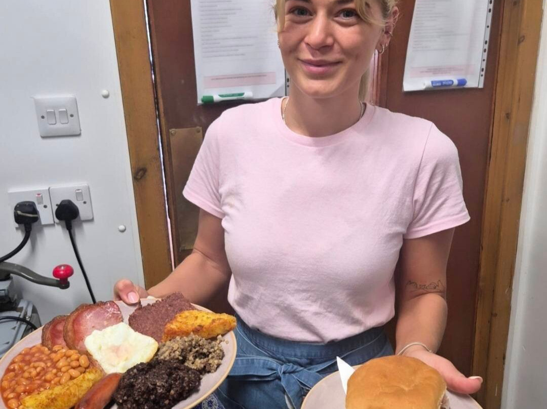 Linton Bakes At The Cozy Kitchen