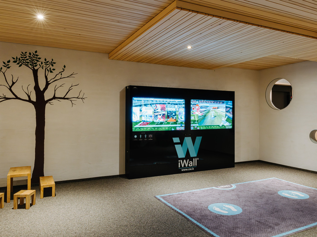 Torghele's Wald + Fluh主图