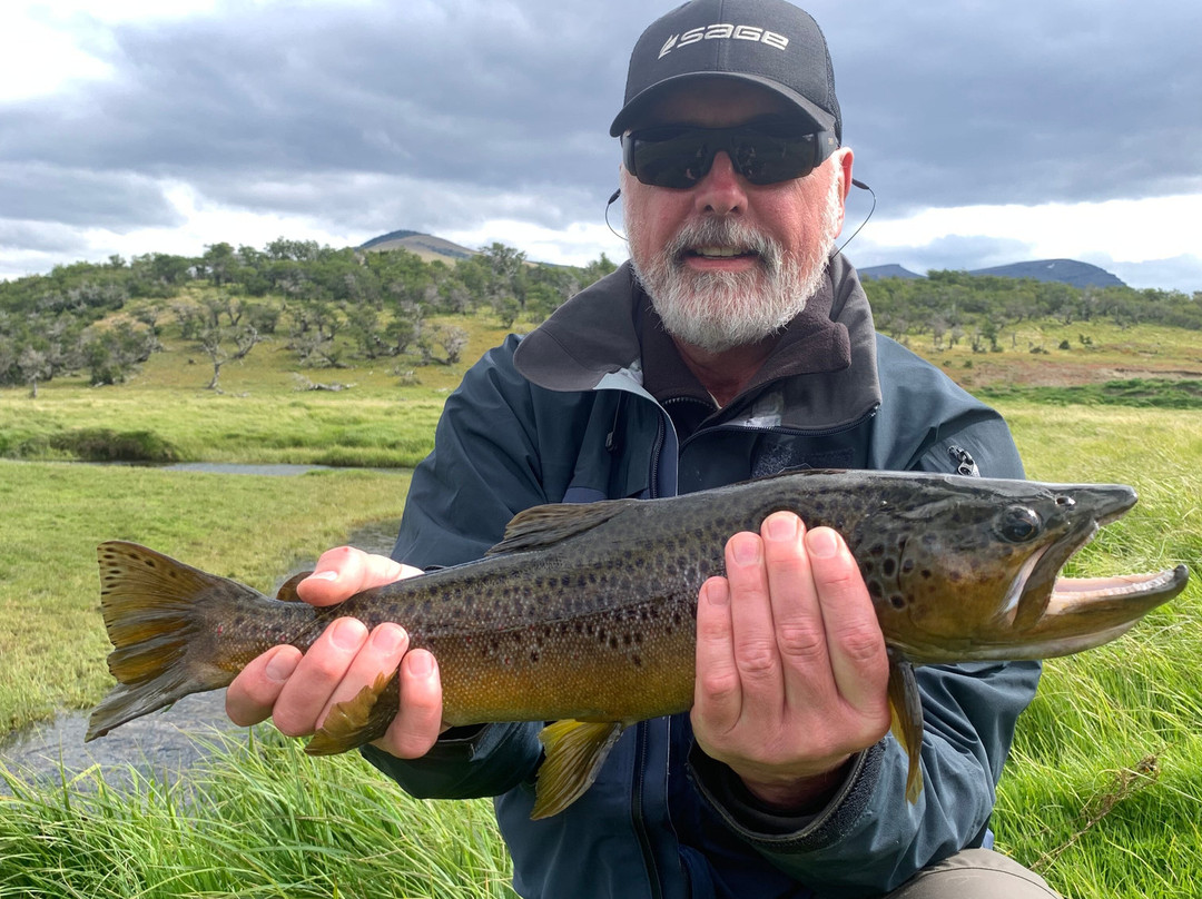 Mosquero Fly Fishing-纳塔莱斯港必去景点