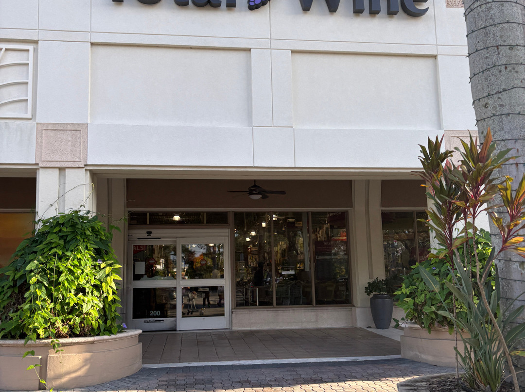 Total Wine Store At Boca Center-博卡拉顿必去景点
