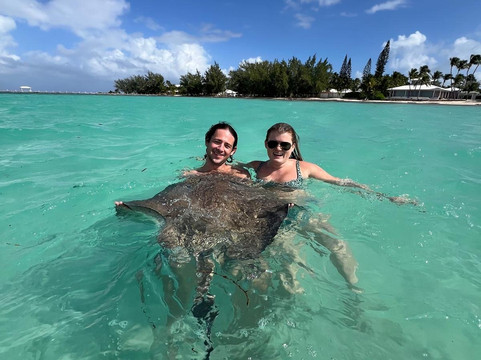 Island Breeze Charters Cayman-大开曼岛必去景点