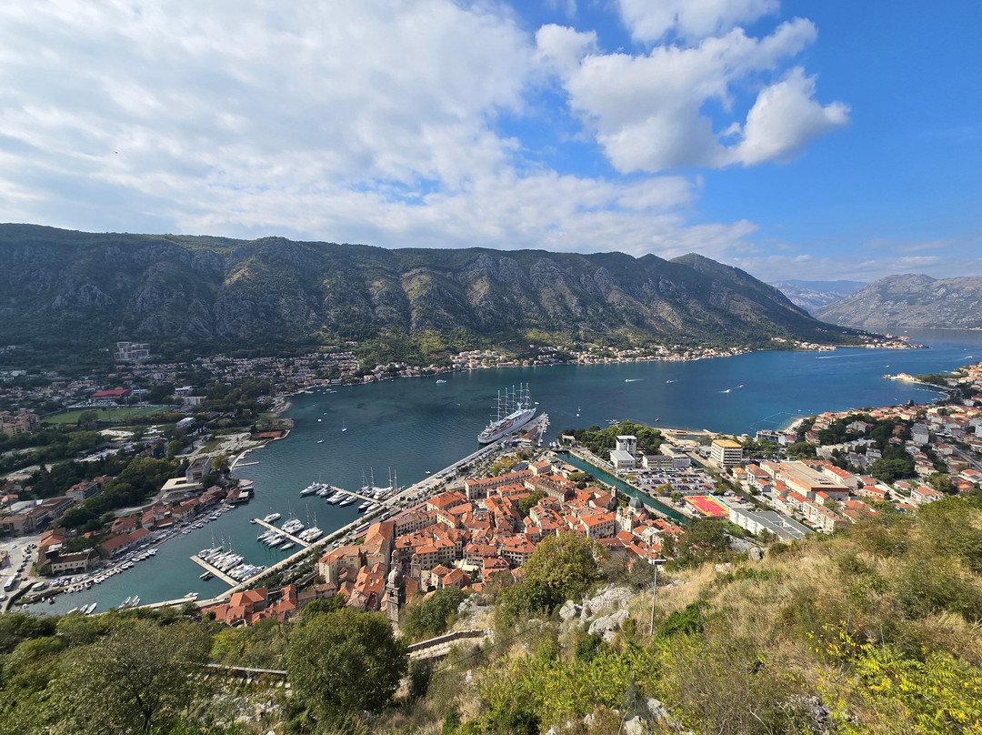 Kotor Fortress-Spiljari必去景点