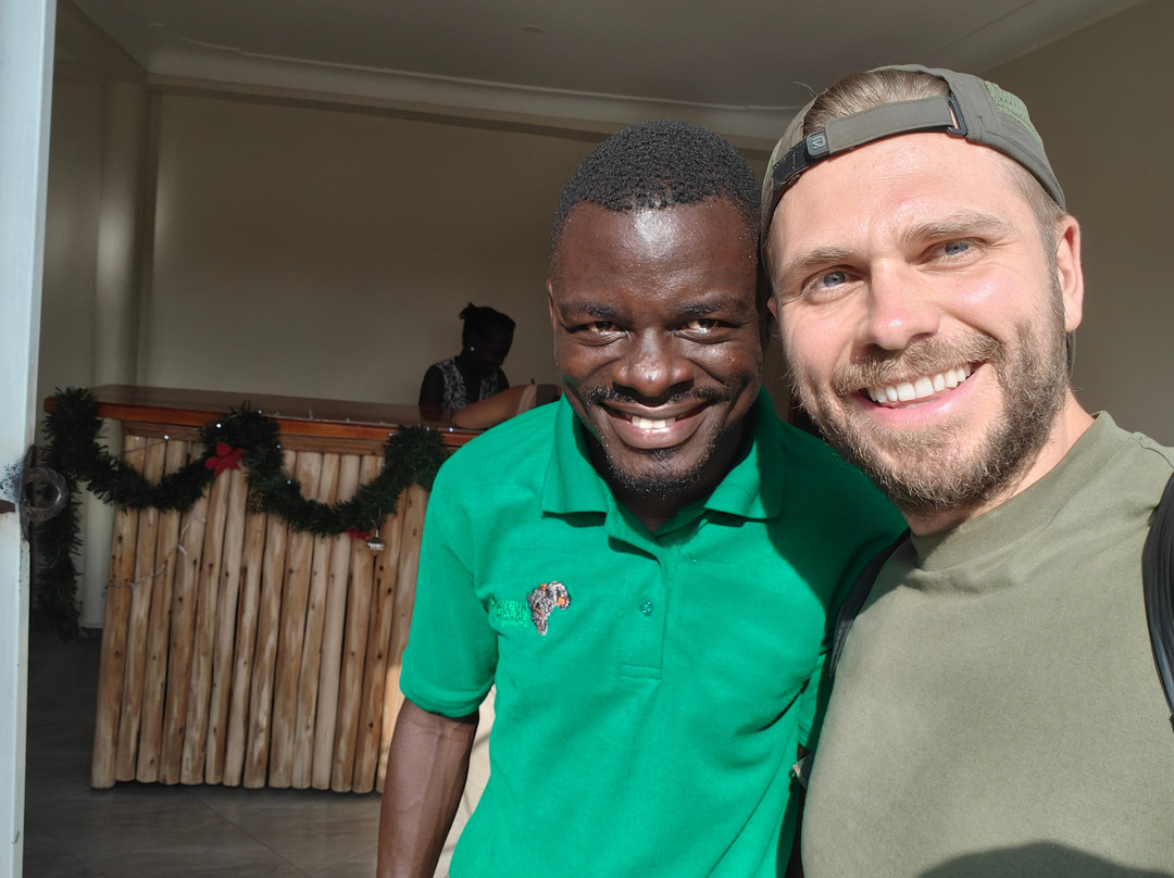 Kubwa Five Safaris-坎帕拉必去景点