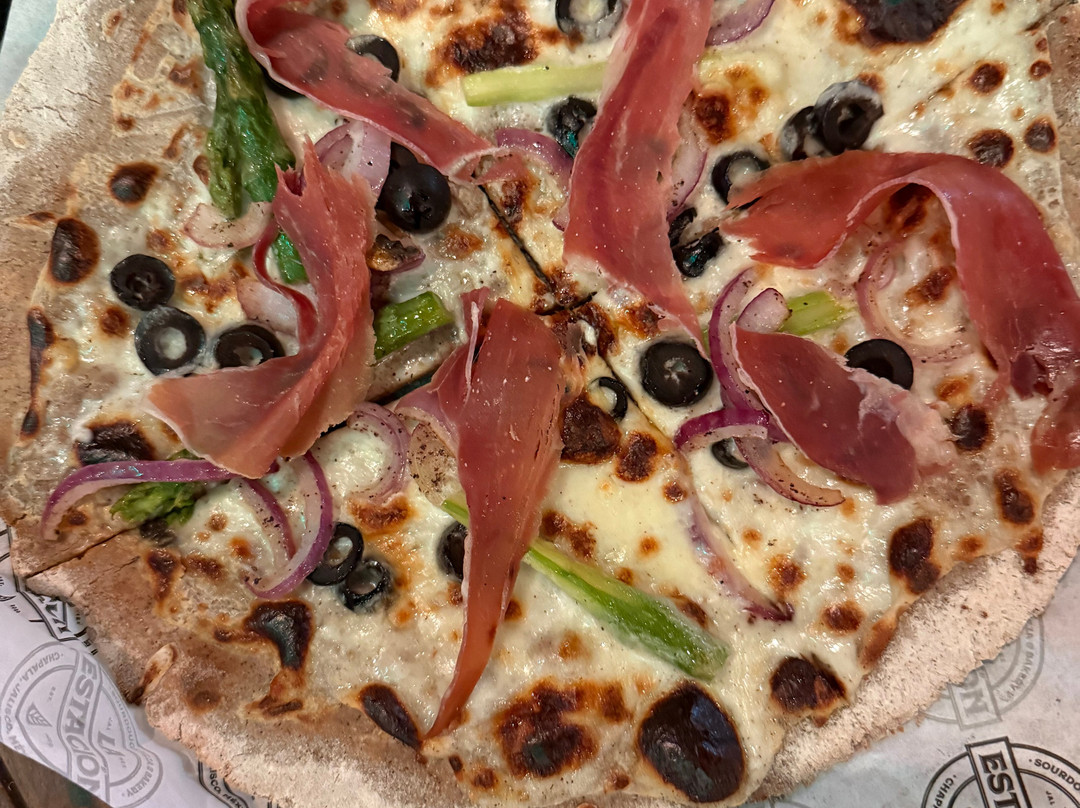 La Estacion Sourdough Pizza & Bakery