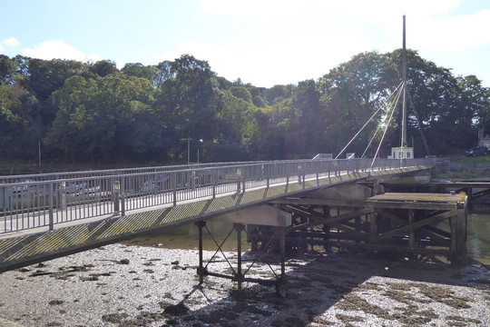 Aber Swing Bridge-卡那封必去景点
