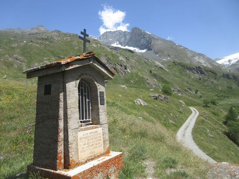 Refuge D'Avérole-Bessans必去景点