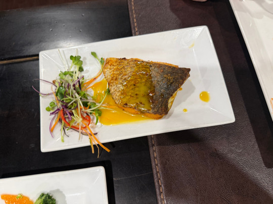 Erina Cruise-下龙湾必去景点