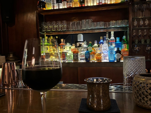 Madira Indian Cocktail & Cigar House主图