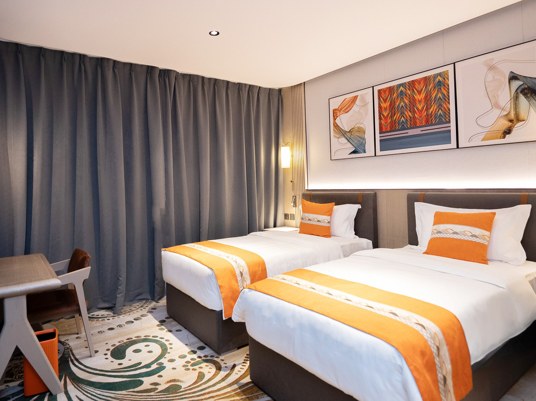 April Hotel