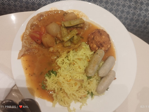 班加罗尔老马德拉斯路智选假日套房酒店主图