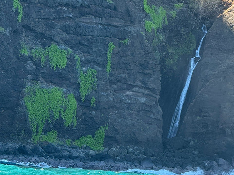 Makana Charters and Tours-卡慕也拉必去景点