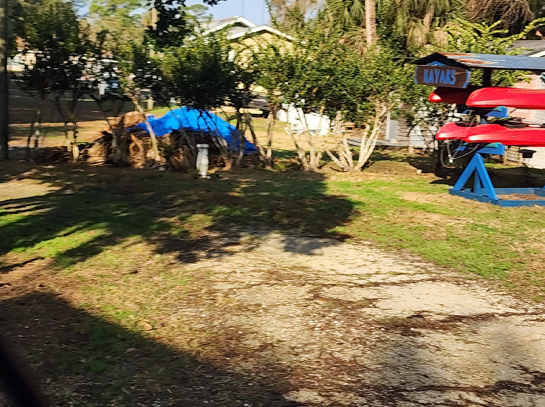 自然海岸的客栈和小屋主图