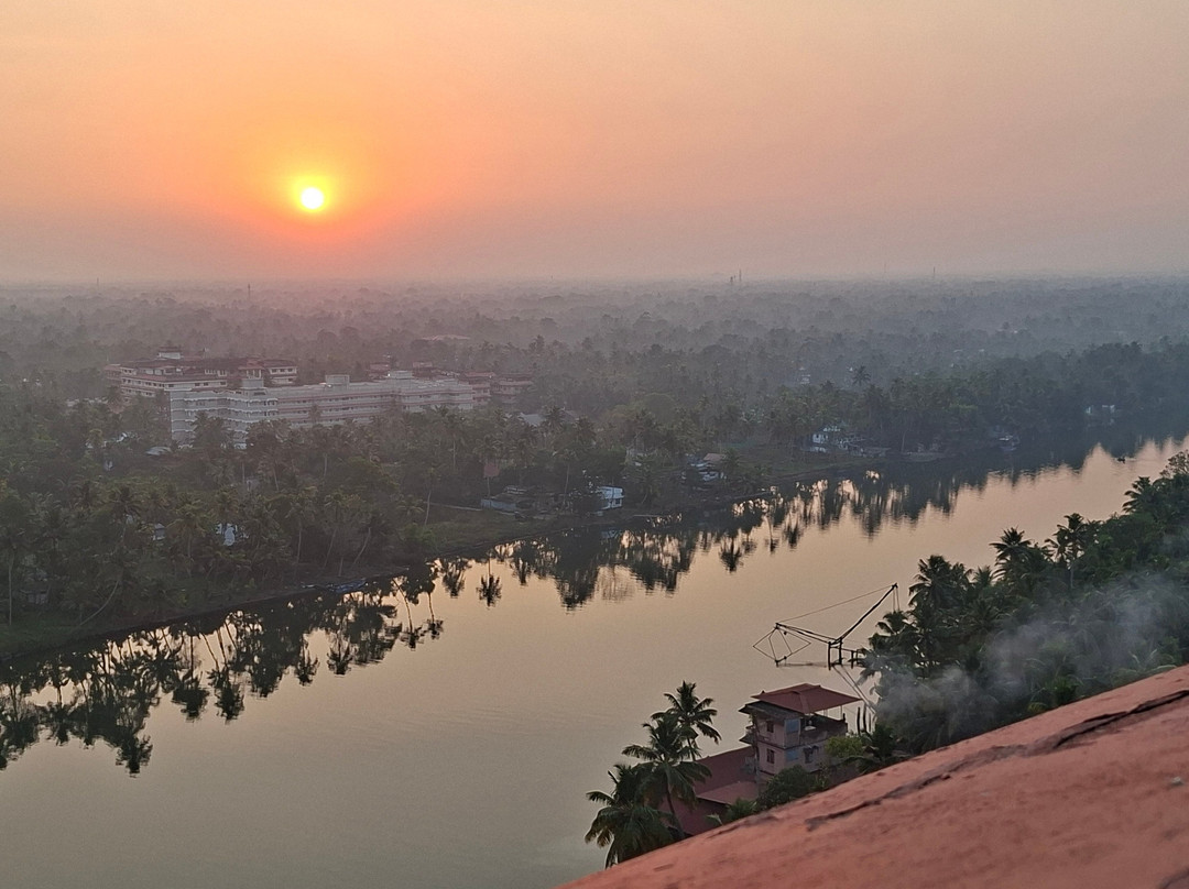 Lionheart Expeditions-默纳利必去景点