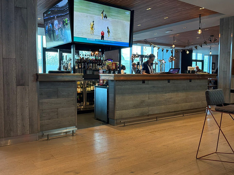 Village Hotel London Watford主图