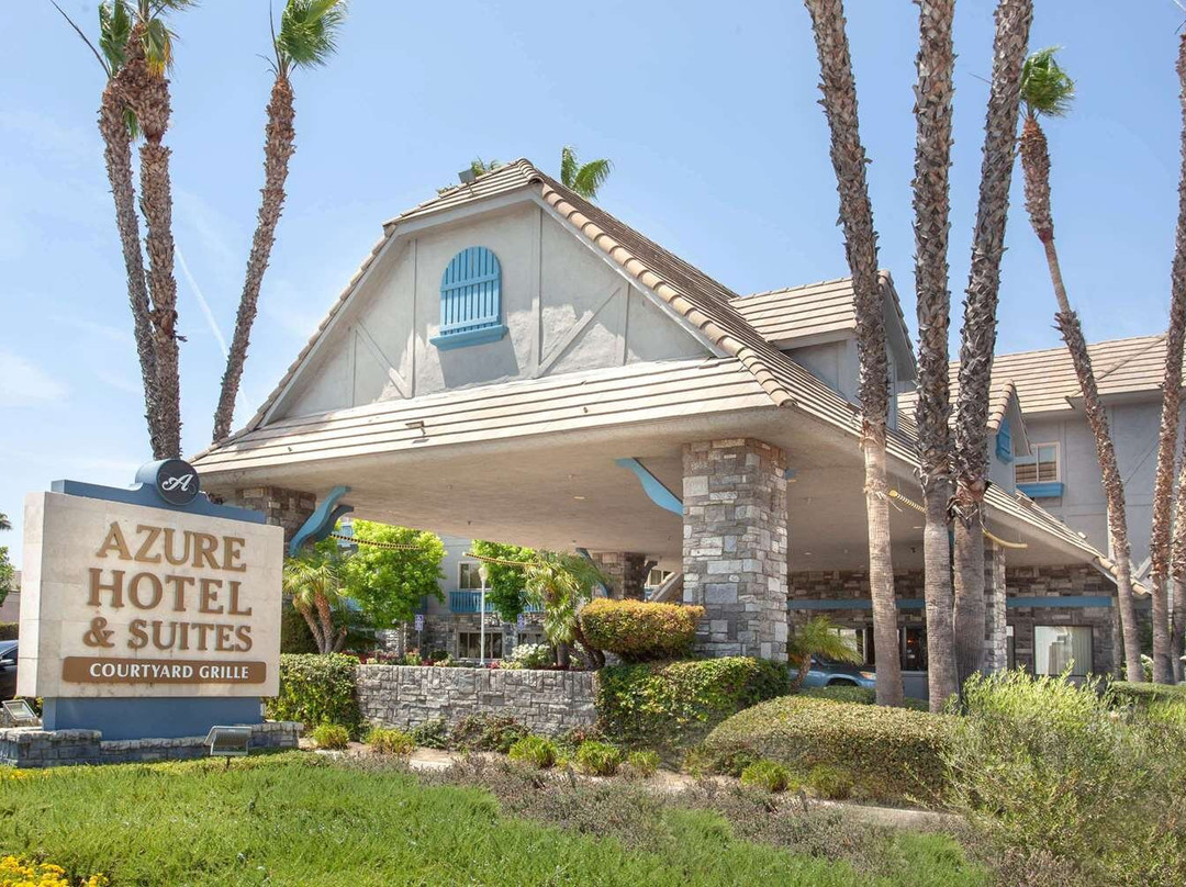 安大略蔚蓝套房酒店，温德姆Trademark精选