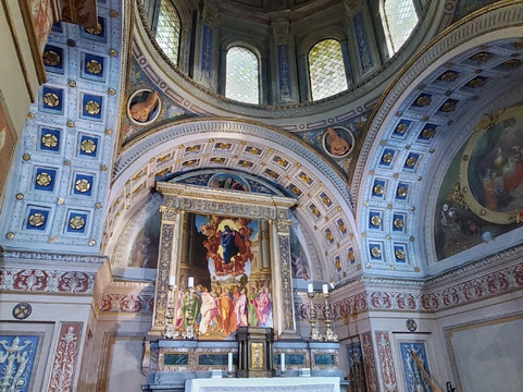 Basilica Santa Maria della Croce-克雷马必去景点