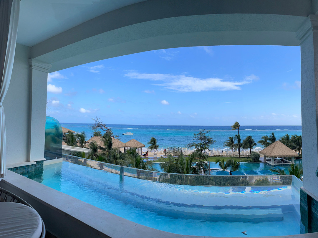 Sandals Dunn's River主图