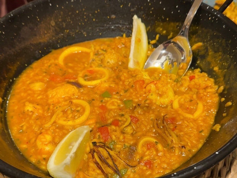 Diestro Tapas y Paellas