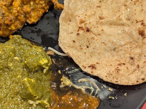 普那金格酒店主图