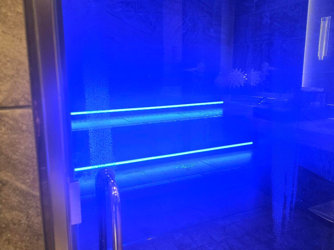 飞鹰度假娱乐场酒店主图