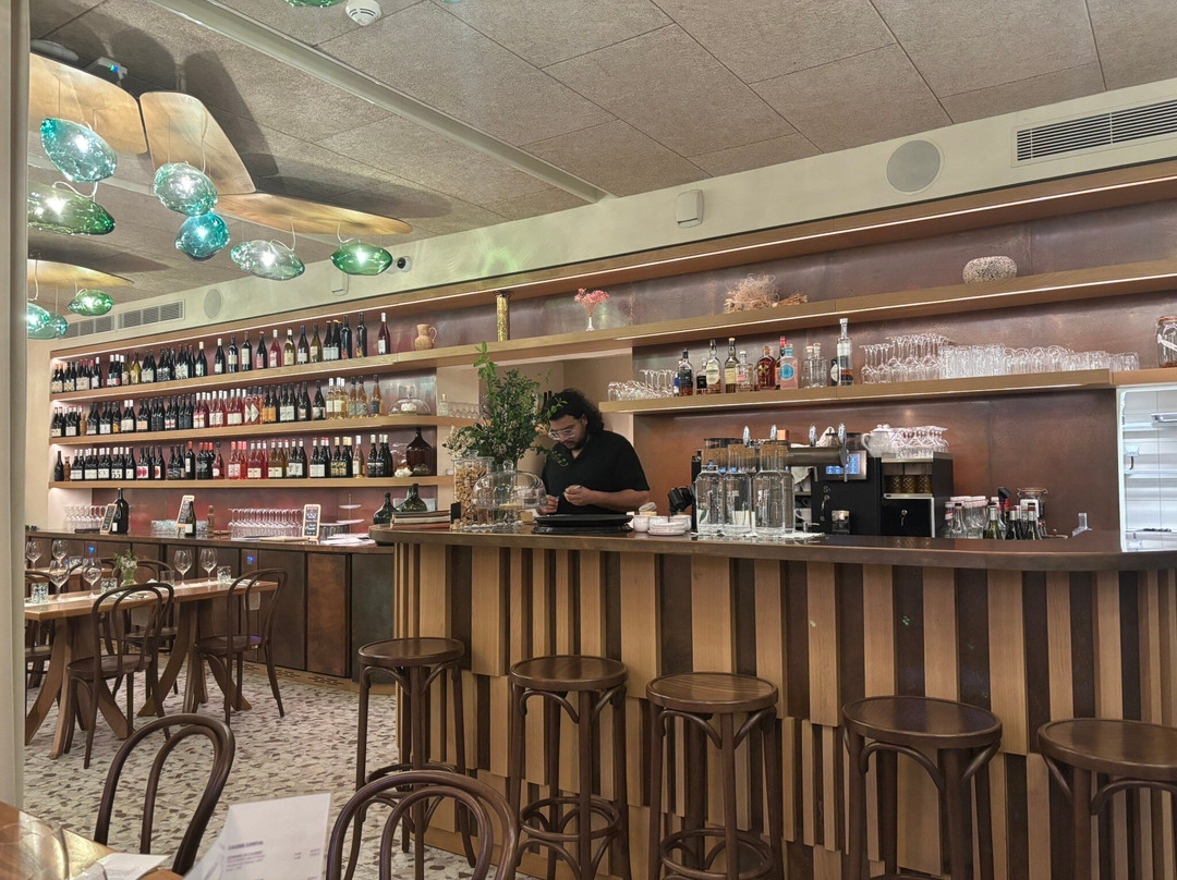 Hotel Restaurant Aupres D'angele