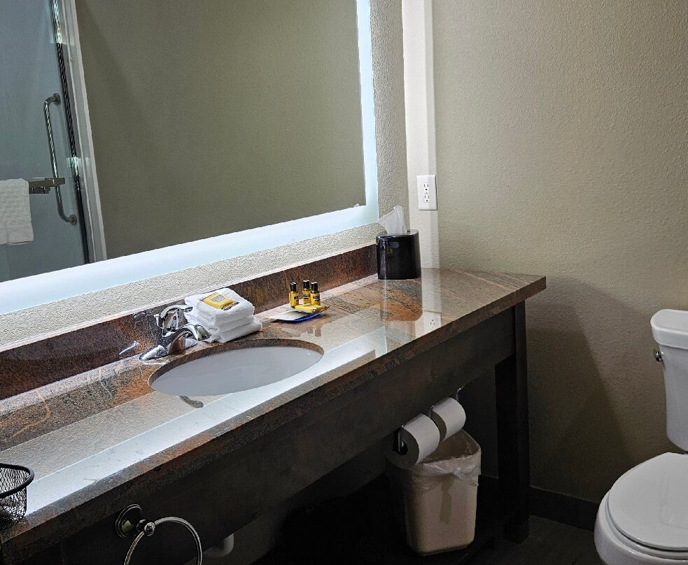 斯托克顿堡贝斯特韦斯特优质酒店主图