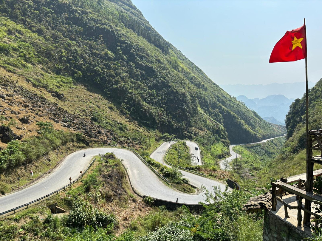 Ha Giang Open Tour- OHC Travel ( Ha Giang & Cao Bang Loop Tour)-Hoan Kiem必去景点