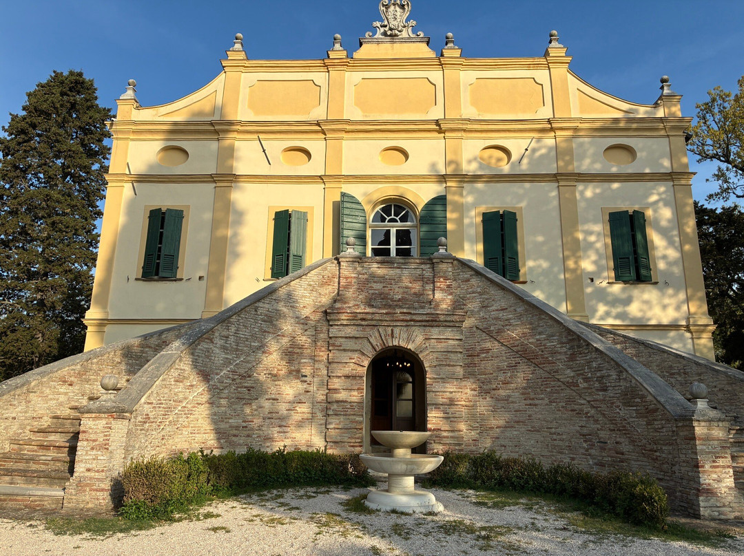 里纳杜奇别墅酒店主图