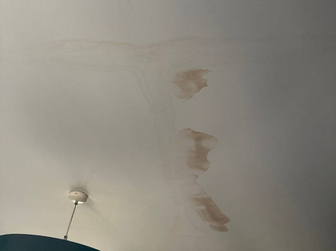 艾尔斯伯里贝尔酒店主图