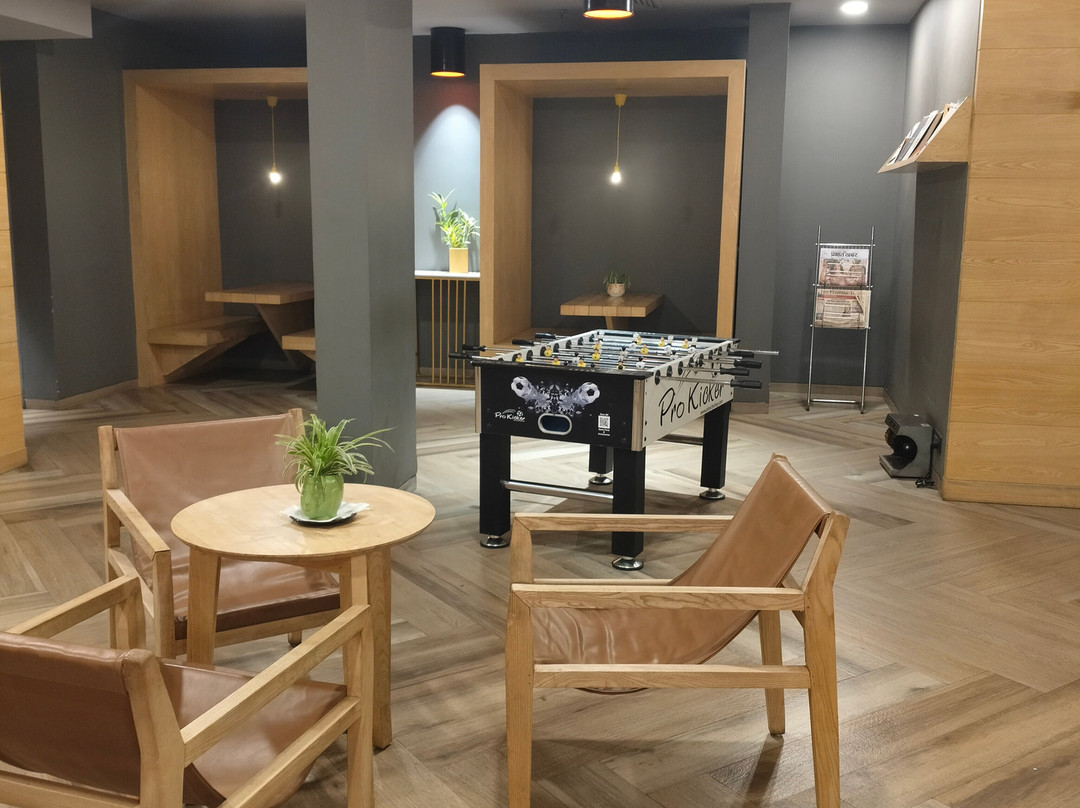 贾姆谢德布尔姜之栈酒店主图
