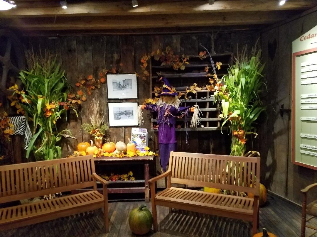 The Shops Of Cedar Creek Settlement-Cedarburg必去景点