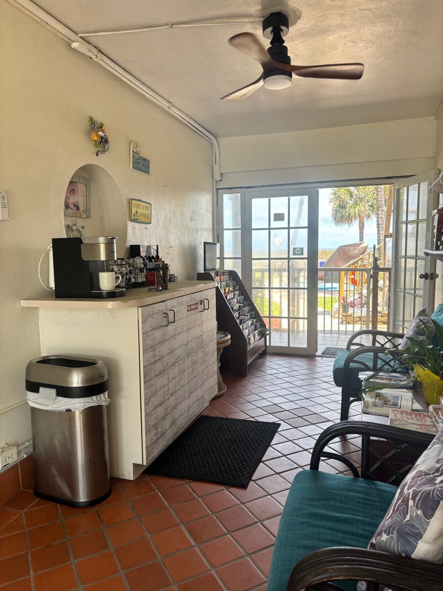 Tropic Seas Resort-旅行者