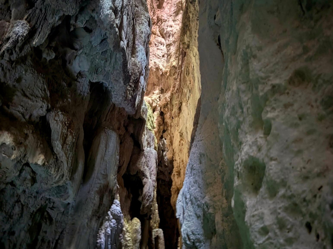 Anapala Chasm