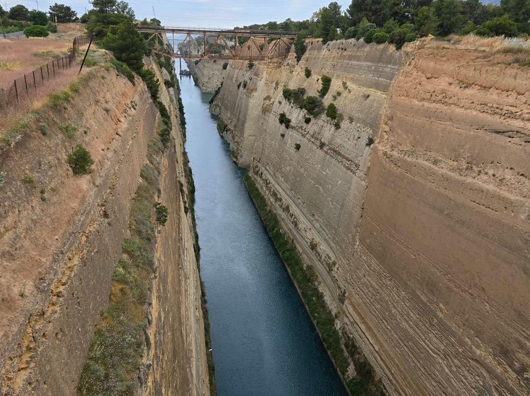 Waterfalls in Loutraki Aridaias-Loutraki必去景点